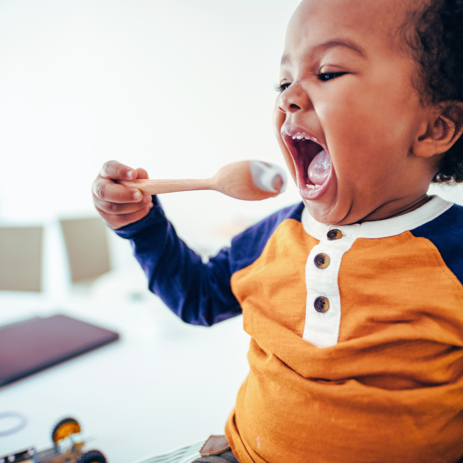 Introducing New Foods to a Toddler: The Culinary Adventure of Parenthood